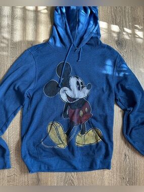 Disney Parks Vintage Style  Mickey Mouse Hoodie Size Medium